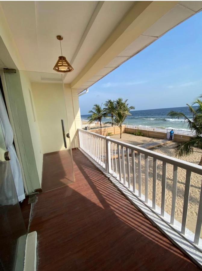 Oceanfront Wavecrest Hotel Lekki Extérieur photo