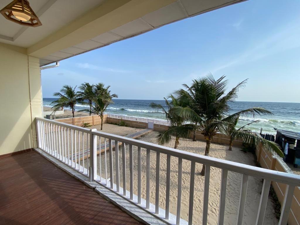 Oceanfront Wavecrest Hotel Lekki Extérieur photo